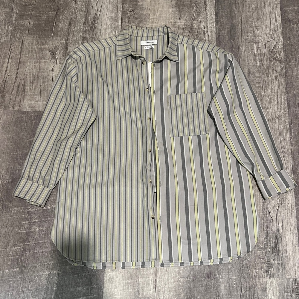 COPY - Urban Outfitters Long Sleeve Button Down Up Mens M